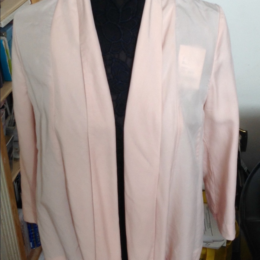 H&M preloved off pink jacket